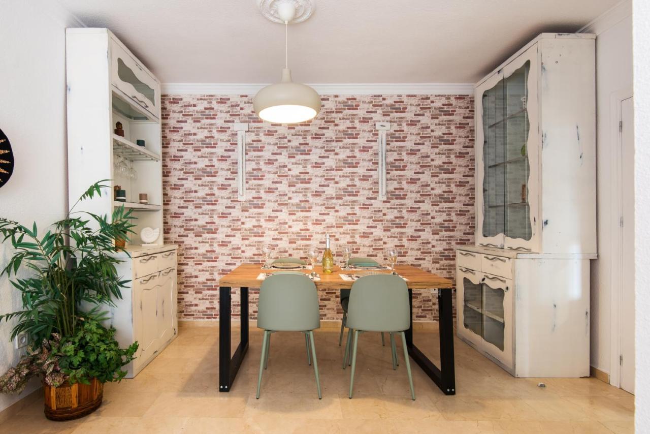 The 2Nd Corner: Central Apartment Ideal For Groups มาลากา ภายนอก รูปภาพ