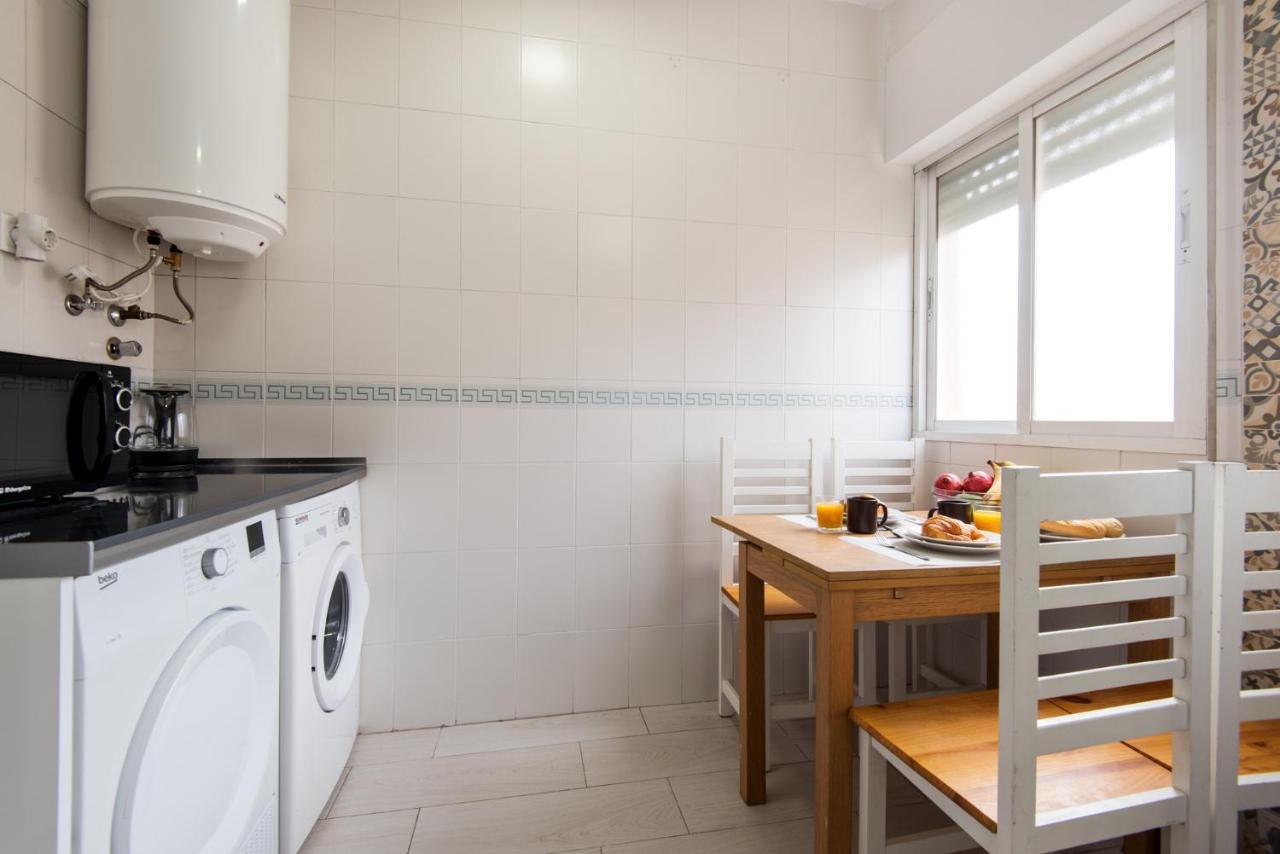 The 2Nd Corner: Central Apartment Ideal For Groups มาลากา ภายนอก รูปภาพ
