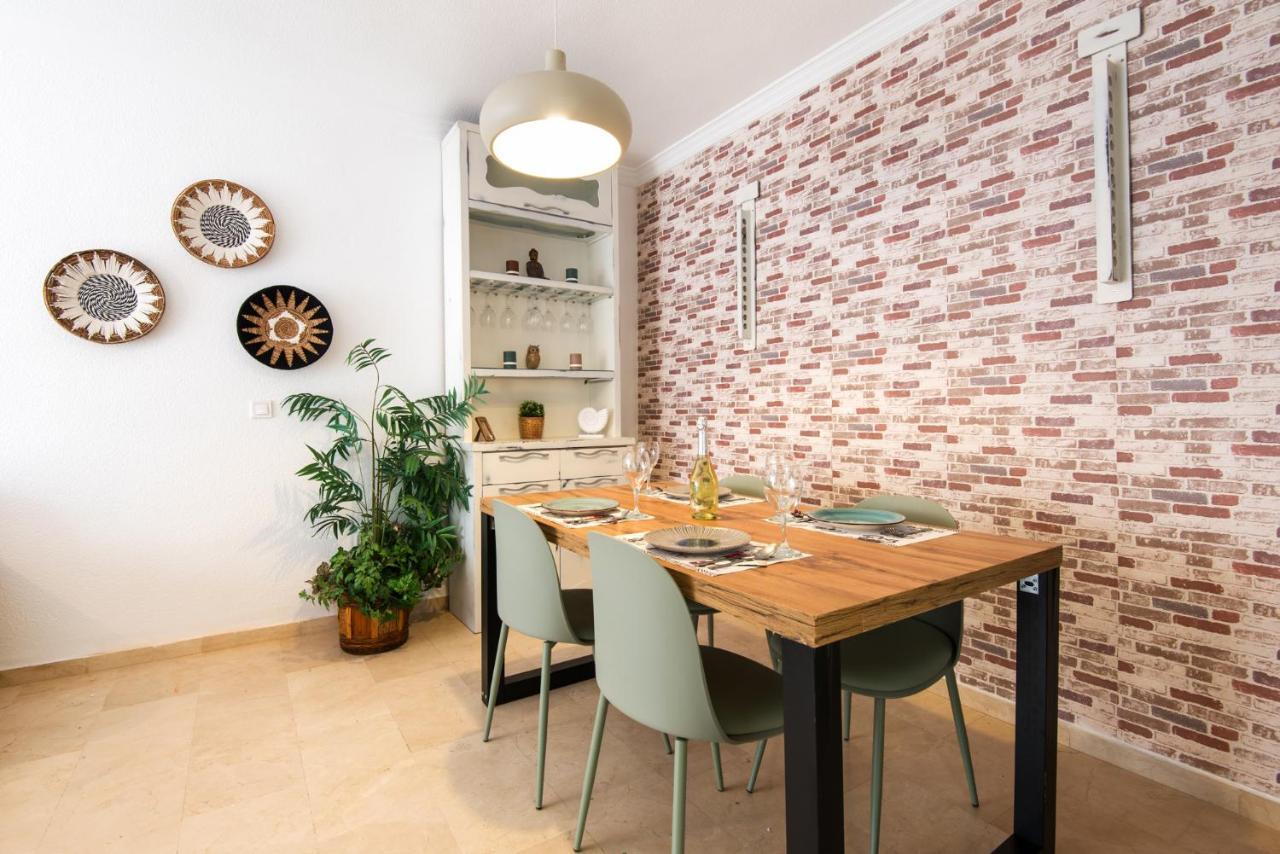 The 2Nd Corner: Central Apartment Ideal For Groups มาลากา ภายนอก รูปภาพ
