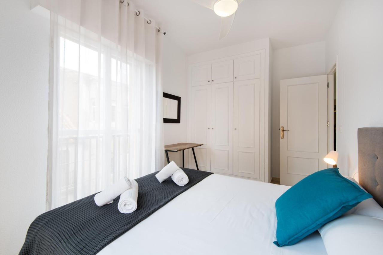 The 2Nd Corner: Central Apartment Ideal For Groups มาลากา ภายนอก รูปภาพ