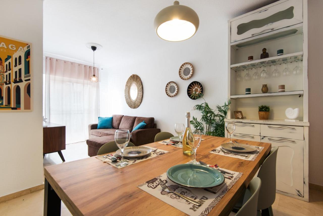 The 2Nd Corner: Central Apartment Ideal For Groups มาลากา ภายนอก รูปภาพ